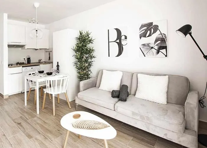 Holyhome Premium 105 Apartament